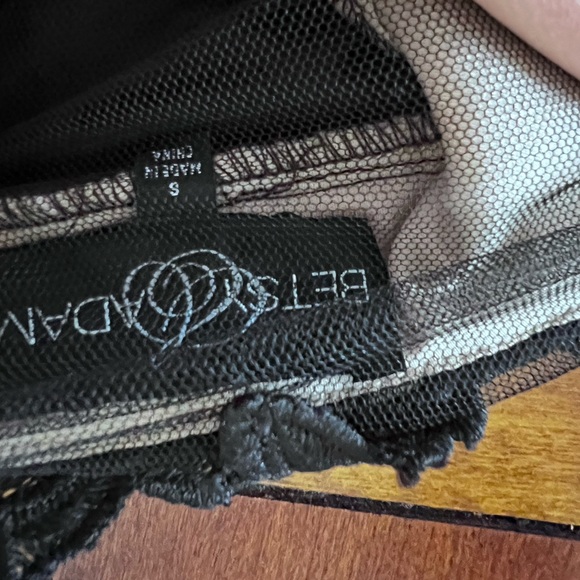 Betsy & Adam Black Lace w/nude underlay at bust & black underlay throughout rest - Picture 9 of 11